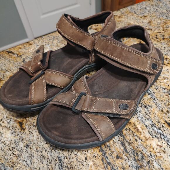 Teva Brown Sandals Size 9M Model SN16544 - Picture 1 of 13